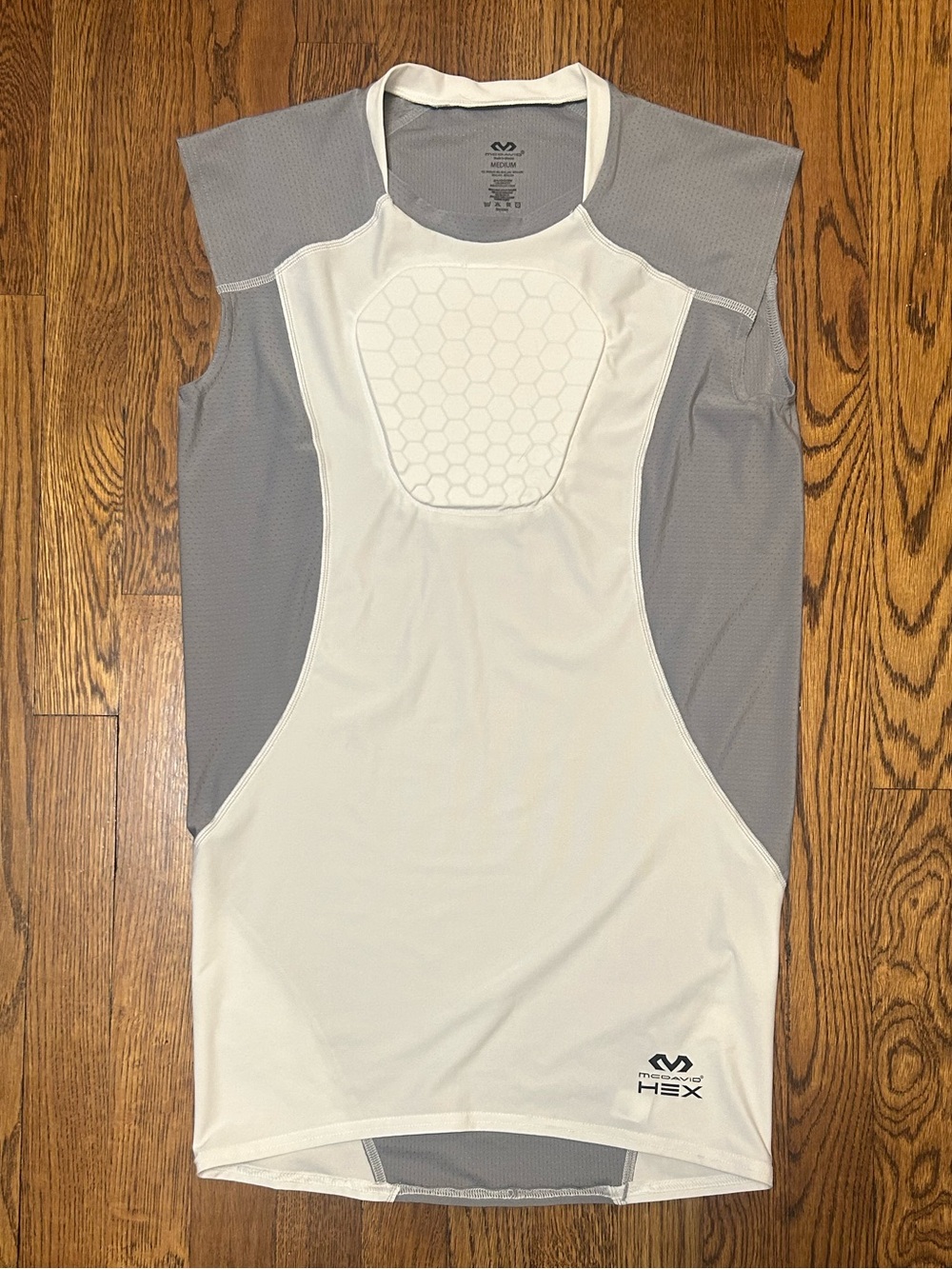 Men’s baseball chest protection shirt, size medium